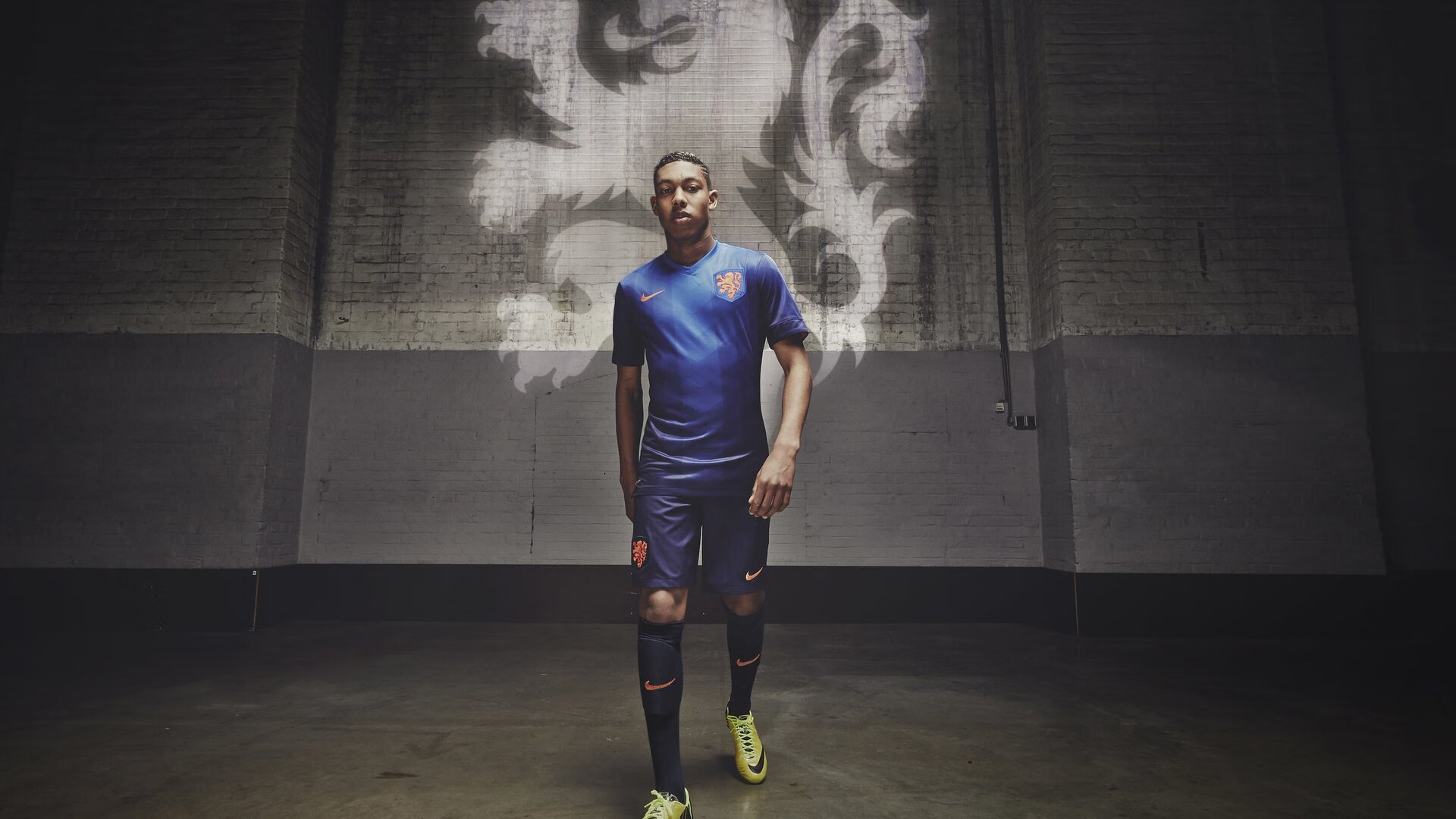 APEX英雄 战队间默契配合成胜负关键，apex英雄队友